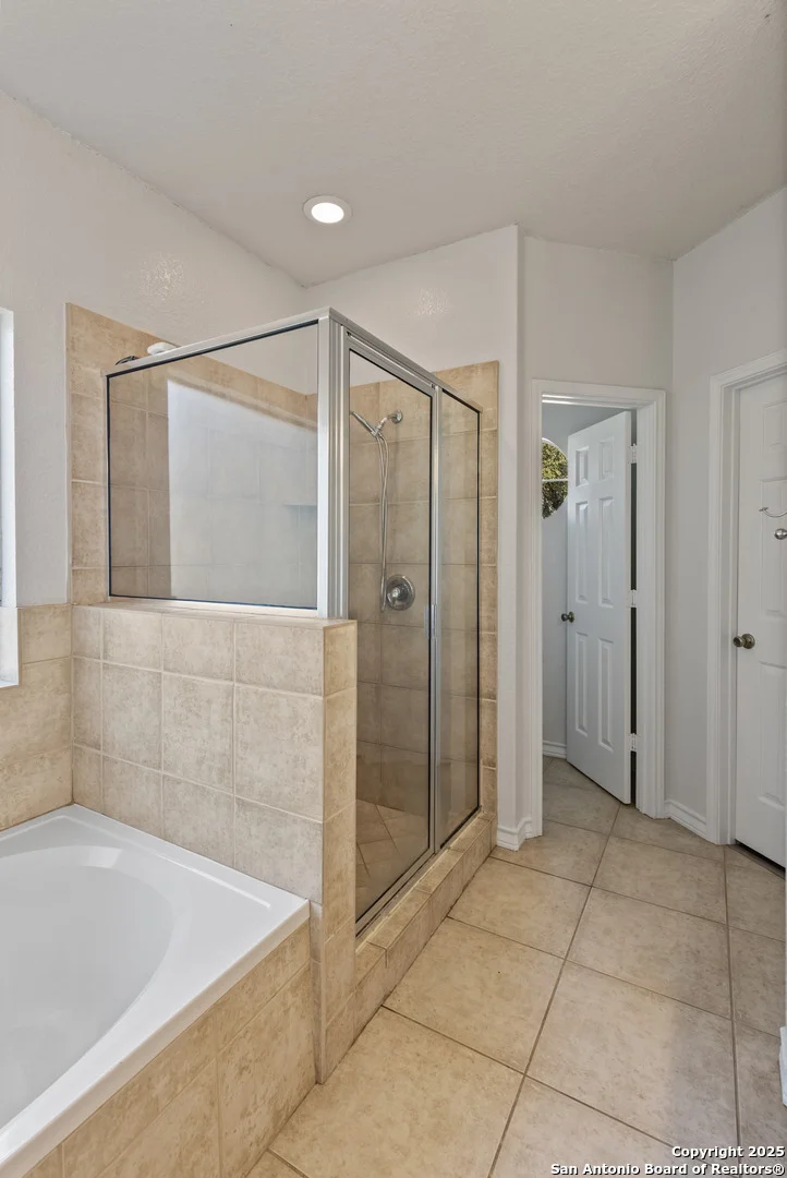 Photo of 325 Howard Dr