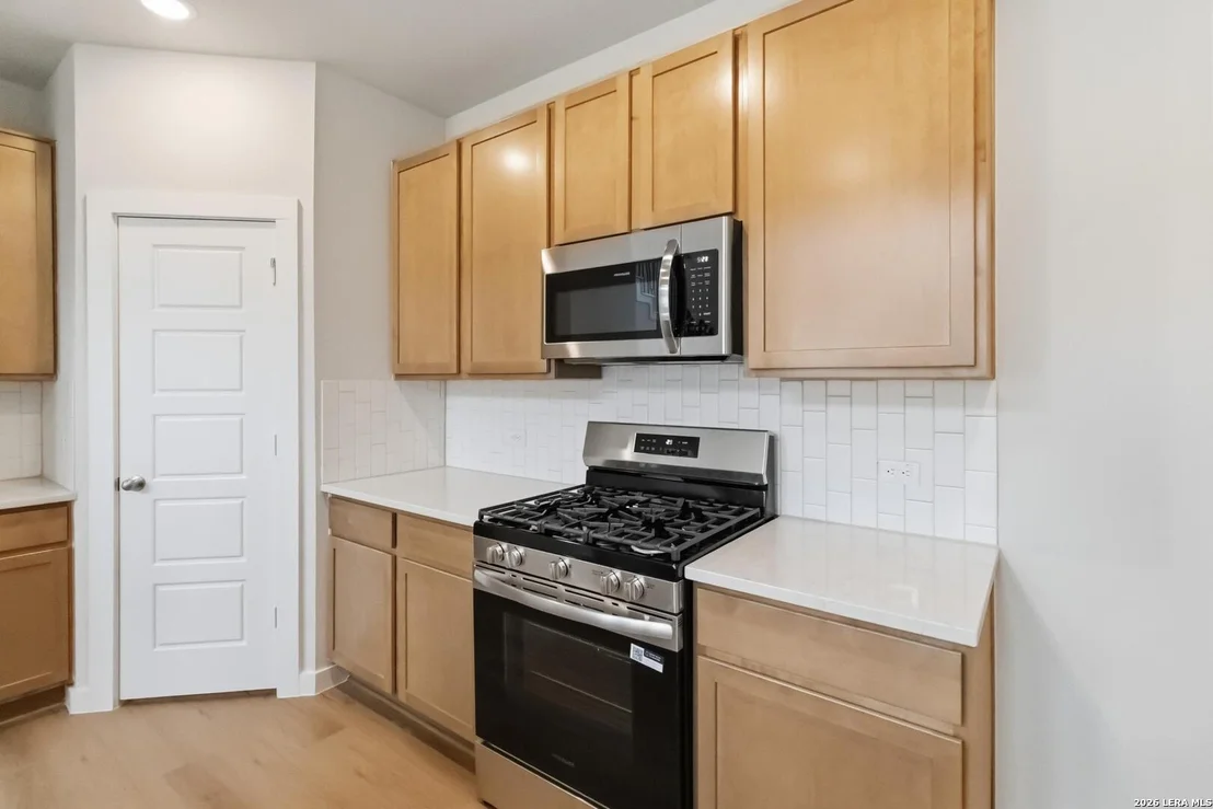 Photo of 619 River Run Way