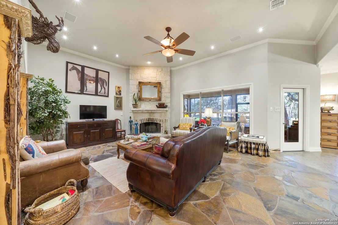 Photo of 219 SHEPHERDS CROOK