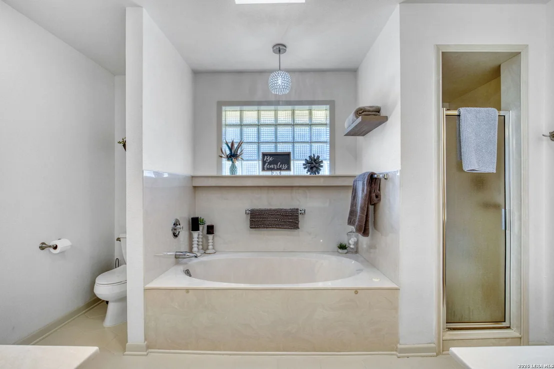 Photo of 205 EDGEWOOD DR