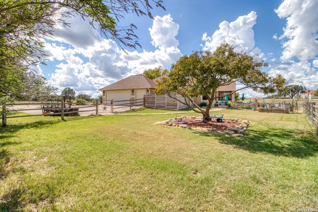 Photo of 212 ANTLER CIR