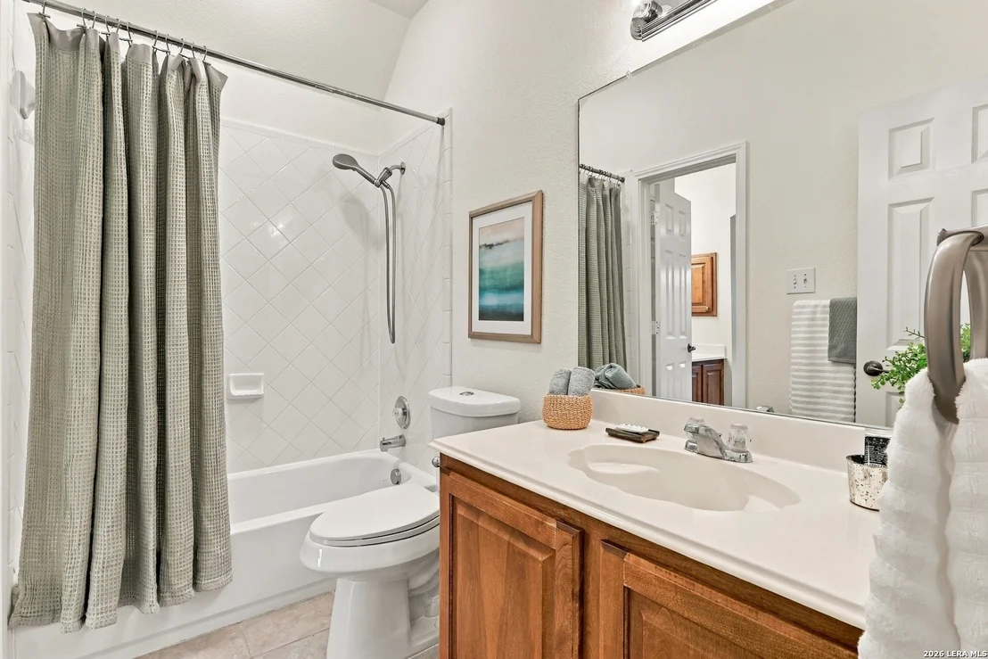 Photo of 18619 Rogers Pl