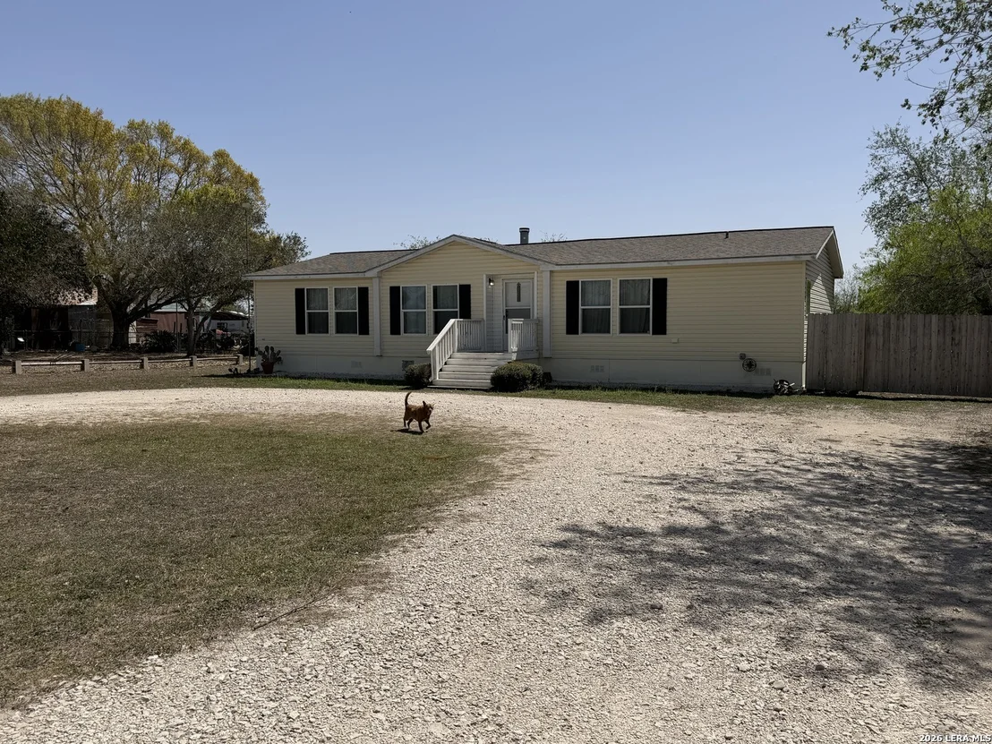 Photo of 2462 Chase Road