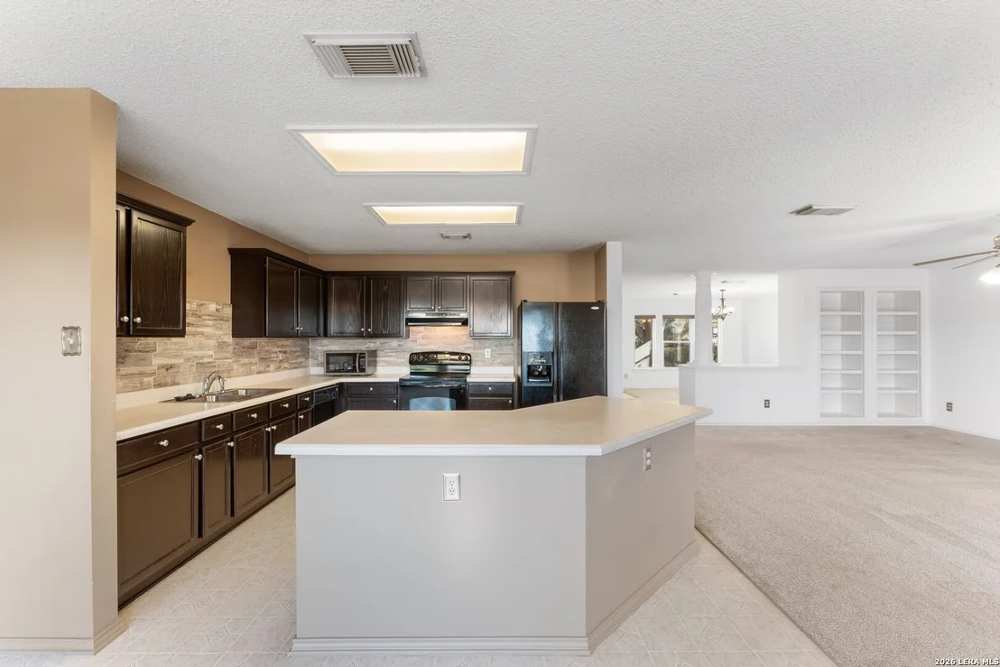 Photo of 1632 Willow Top