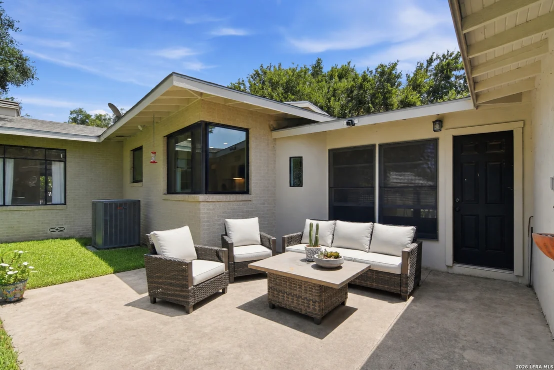 Photo of 1105 N Park