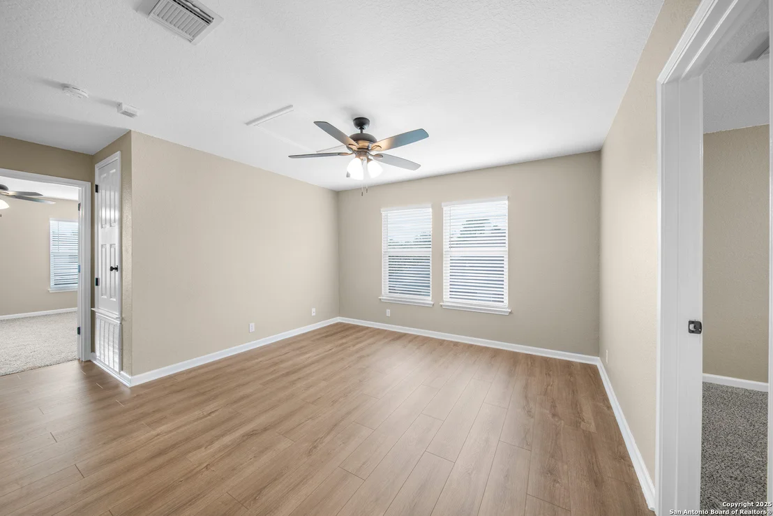 Photo of 3971 Cherokee Blvd