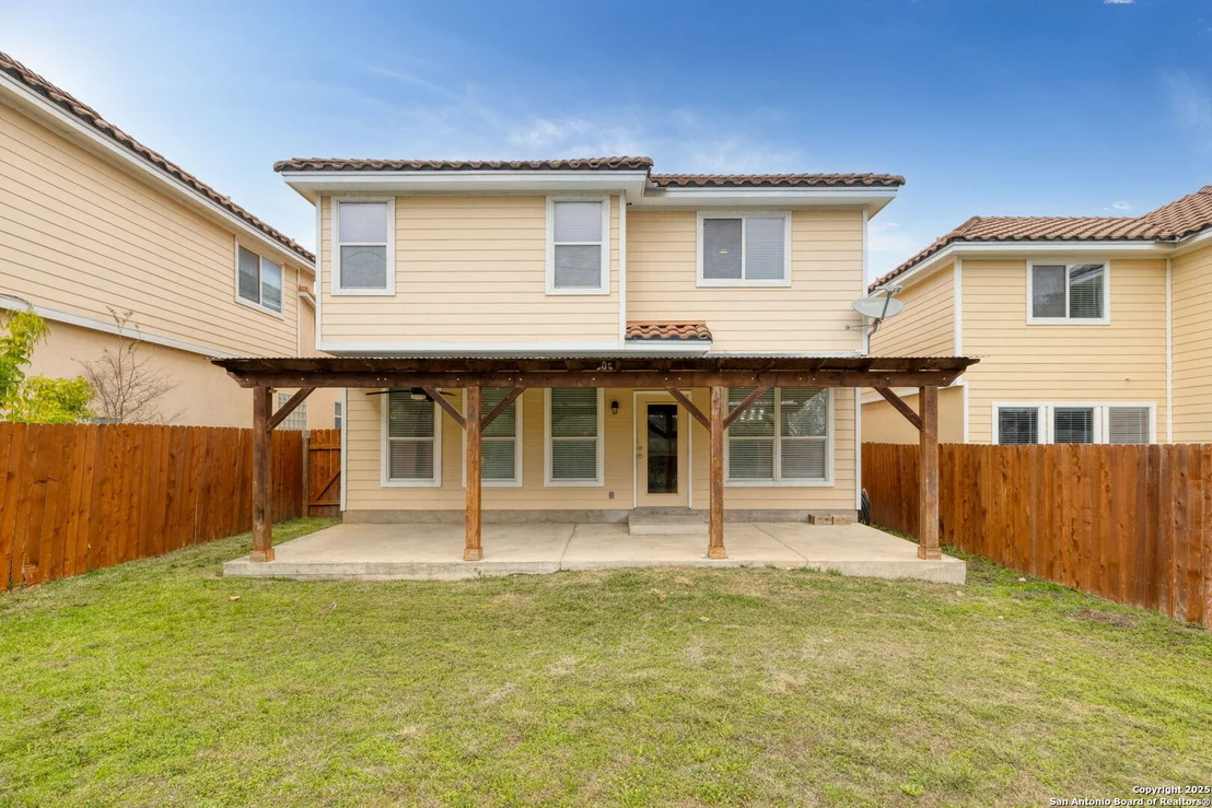 Photo of 1206 PINNACLE FLS
