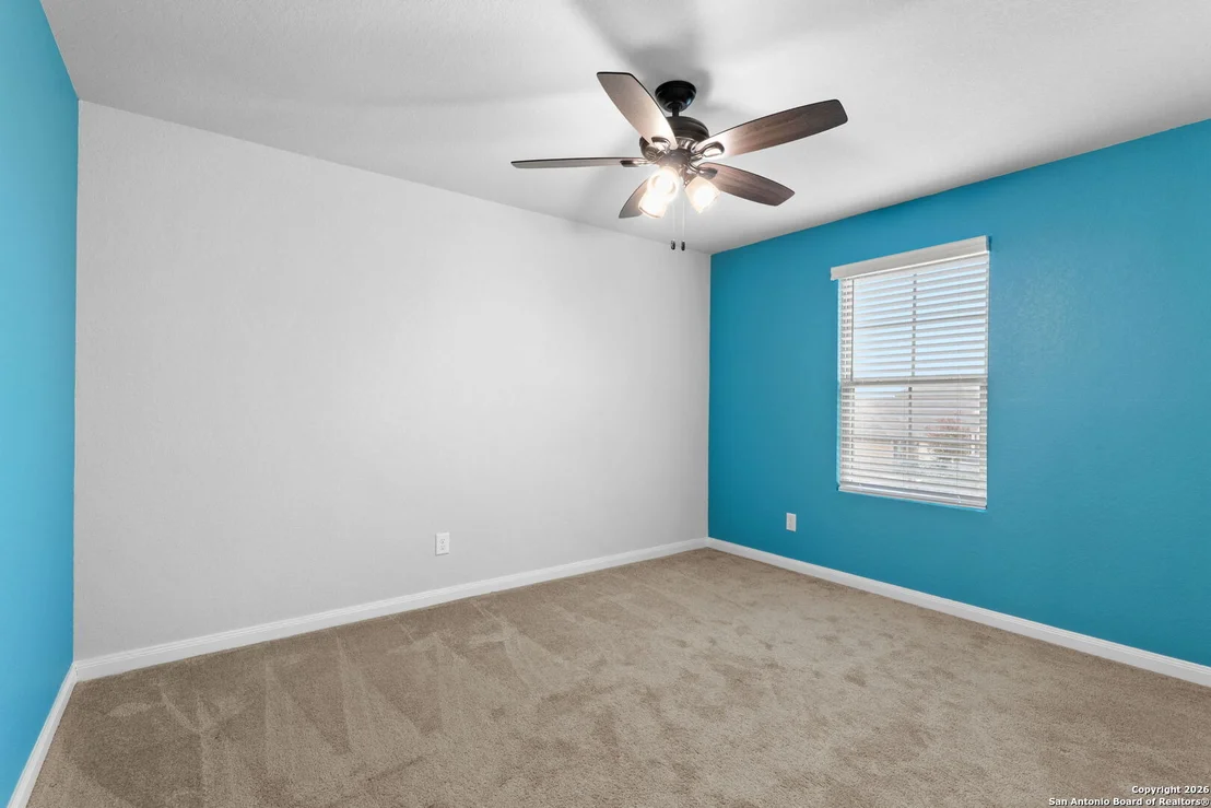 Photo of 251 Antler Bnd