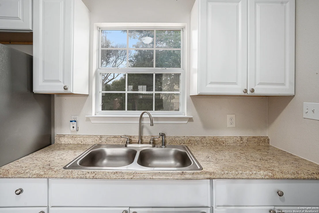 Photo of 305 Kneupper