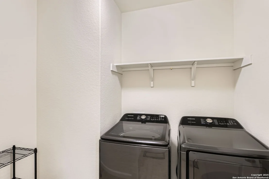 Photo of 2832 Klein Way