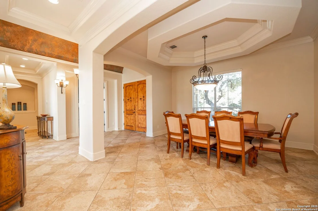 Photo of 7948 COLONIAL WOODS
