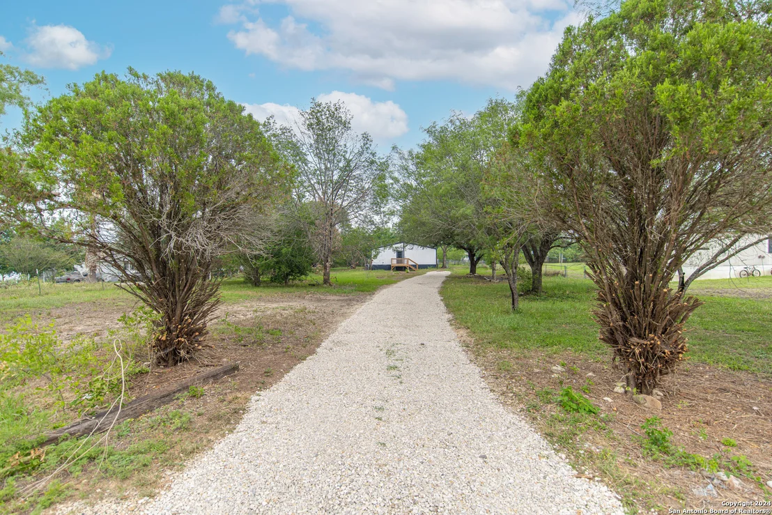 Photo of 114 County Road 5604