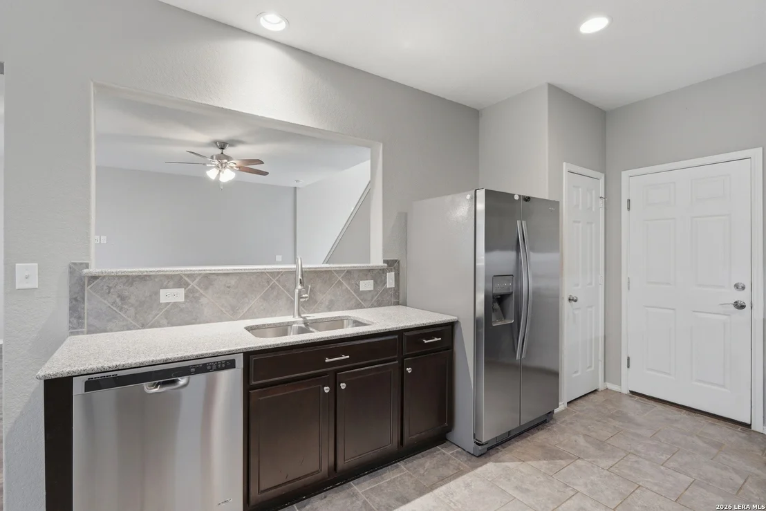 Photo of 493 Auburn Park