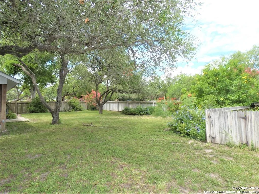 Photo of 158 Bronco Lane