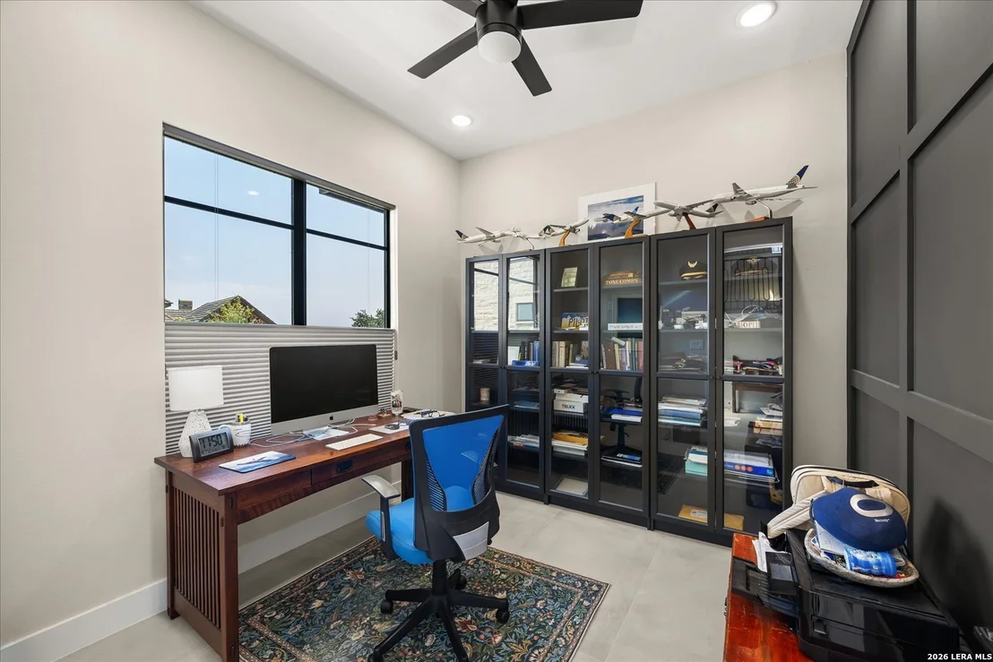 Photo of 330 PRESTON TRL