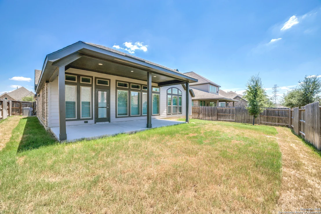 Photo of 2131 Thayer Cove