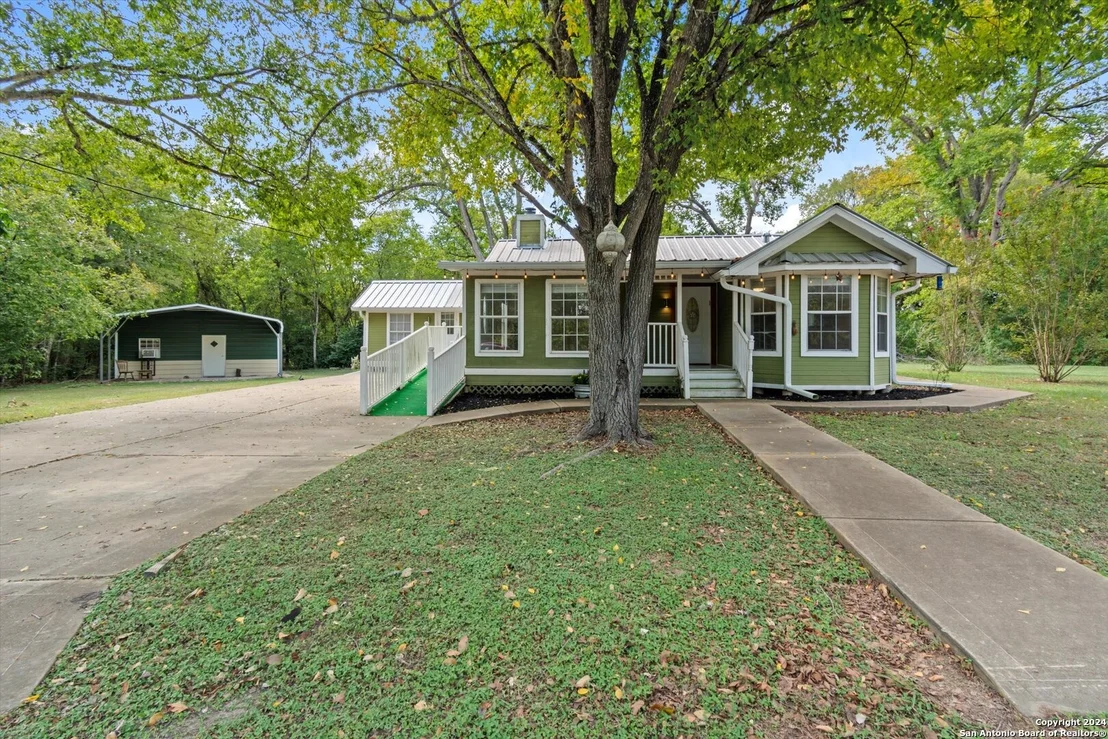 Photo of 115 Old McDade Road