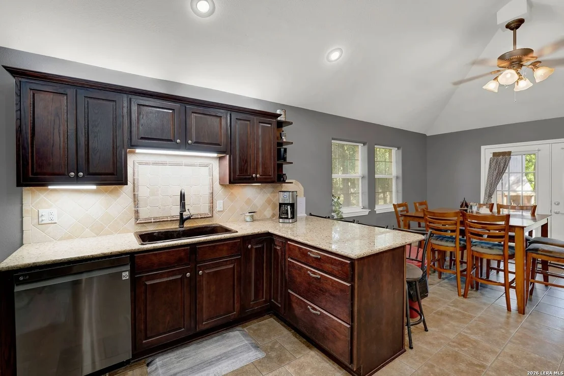 Photo of 473 County Road 375