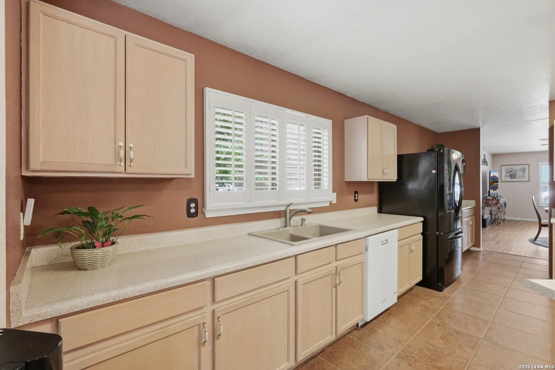 Photo of 121 Springtree Pkwy