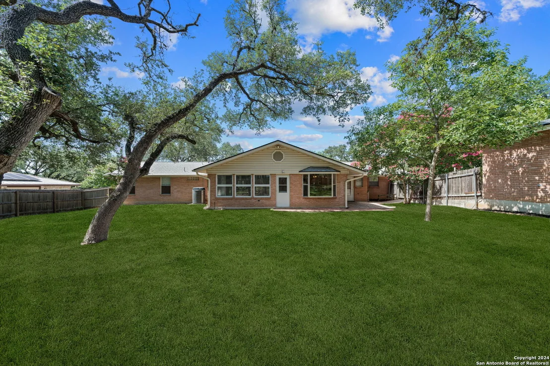 Photo of 315 DONELLA DR