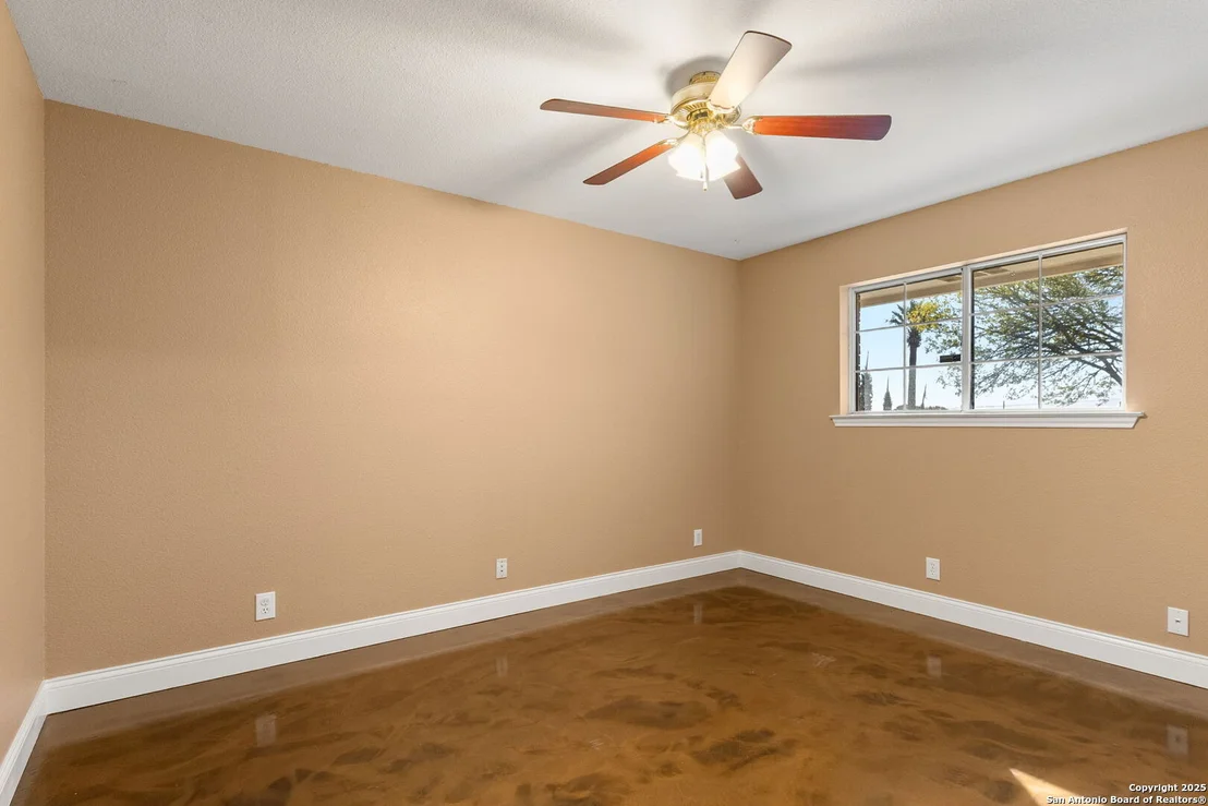 Photo of 313 Ridge Crest