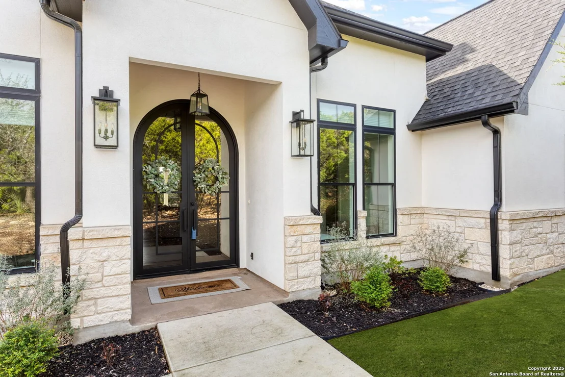 Photo of 27501 BOERNE MIST