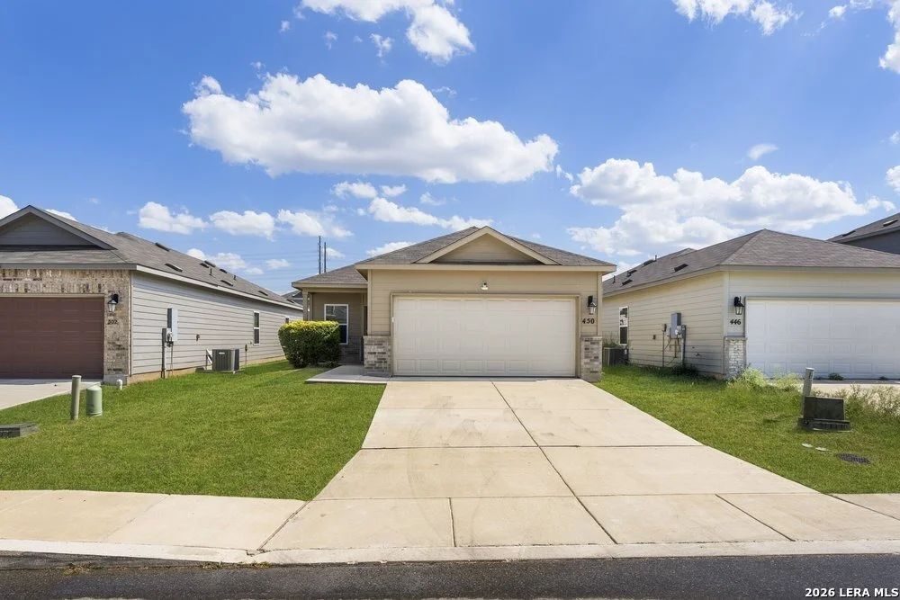 Photo of 450 Pleasanton Spring