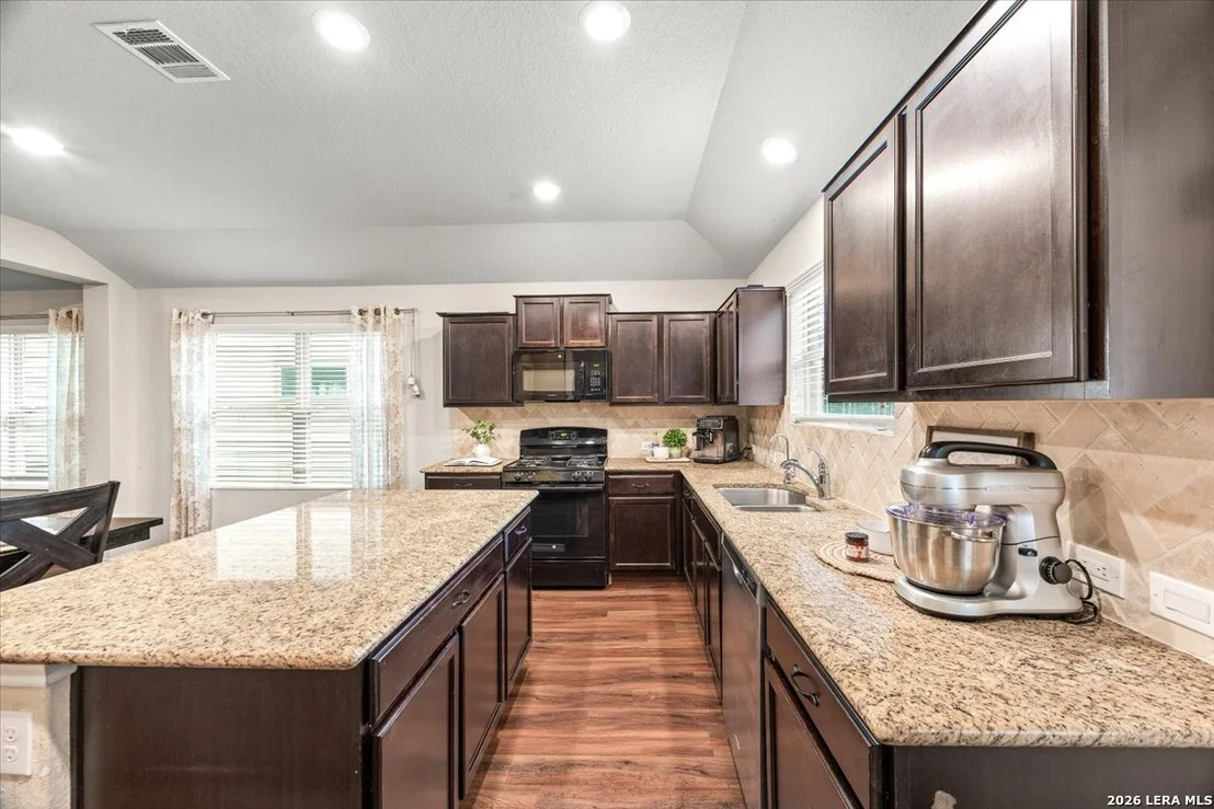 Photo of 5911 Bridle Bend