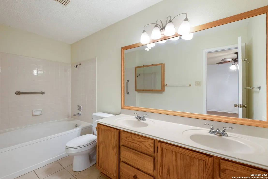 Photo of 9731 Addersley