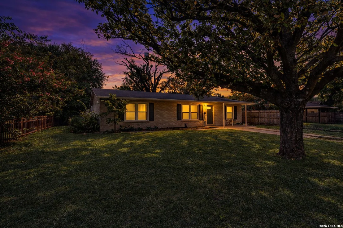 Photo of 338 TOMROB DR