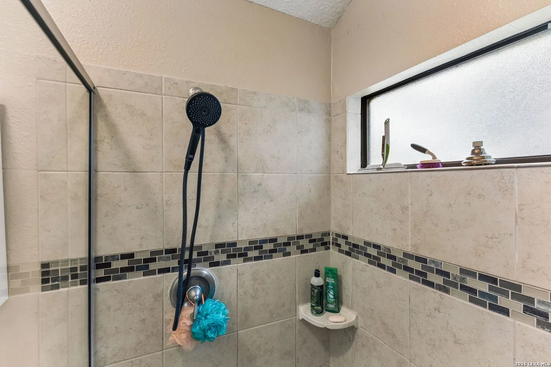 Photo of 14902 Oak Summit