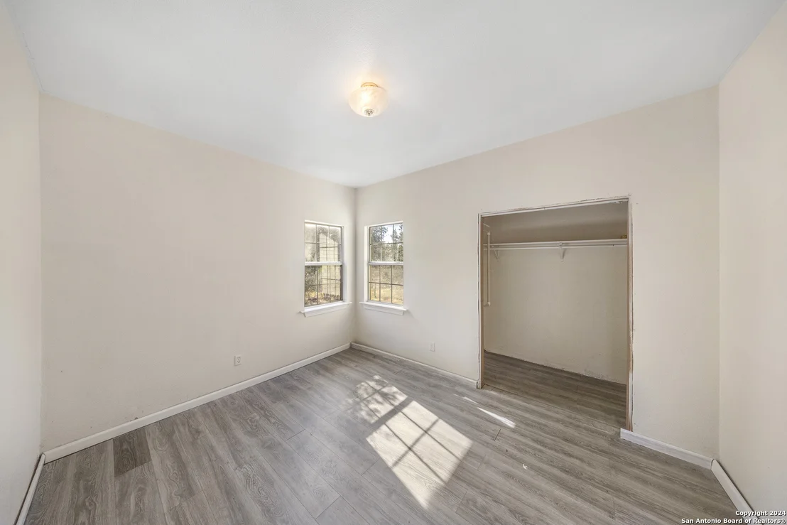Photo of 3100 ROLLING OAKS DR
