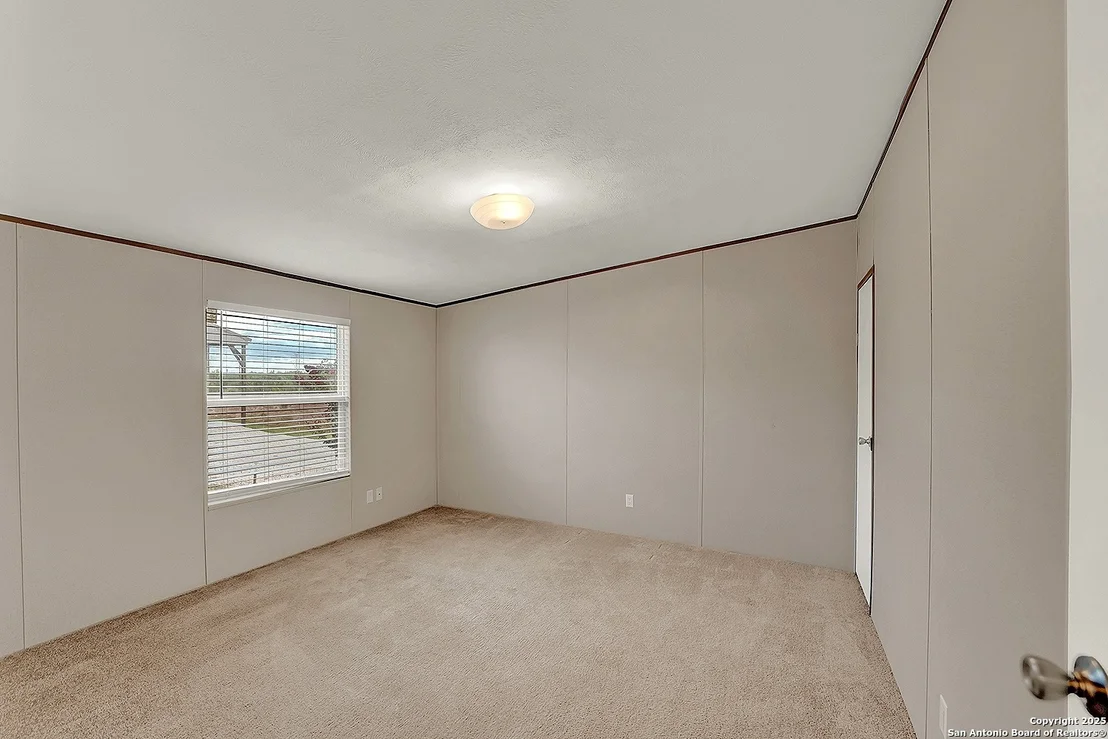 Photo of 1640 WOSNIG RD
