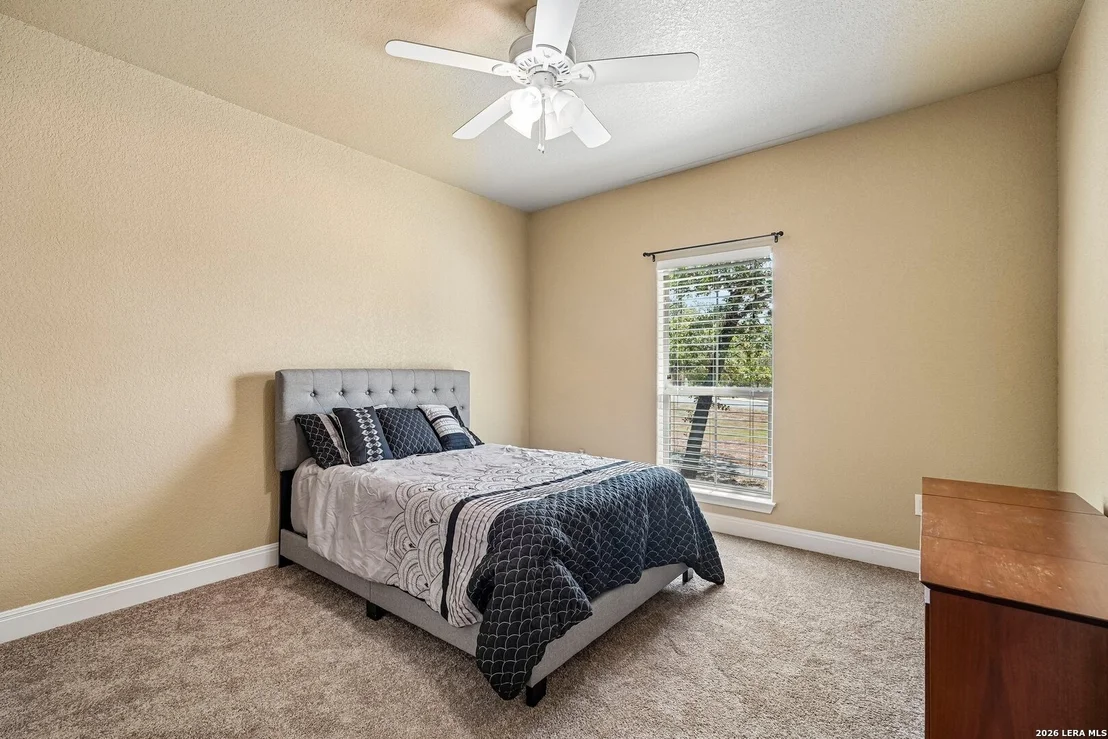 Photo of 129 HIDDEN FOREST DR