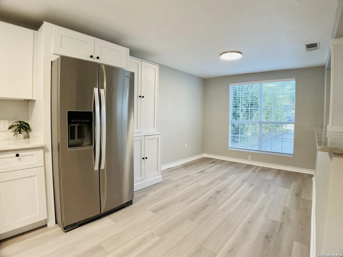 Photo of 838 Clower