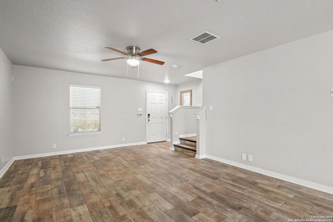 Photo of 2326 Camberly