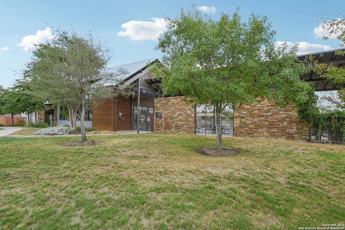 Photo of 1493 Pitcher Bend