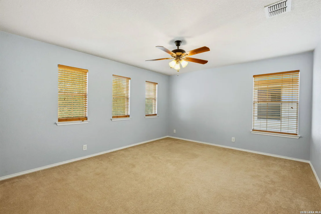 Photo of 1318 LAUREL LK