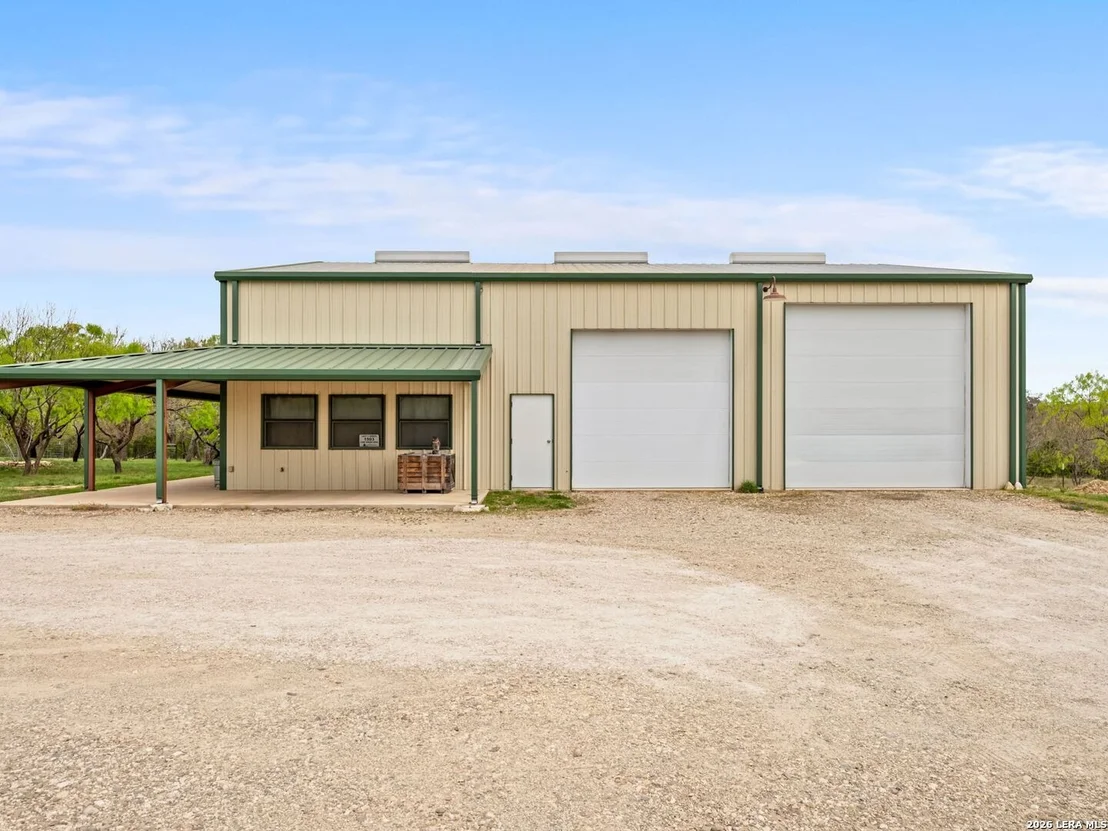 Photo of 1503 FUNF KINDER RD