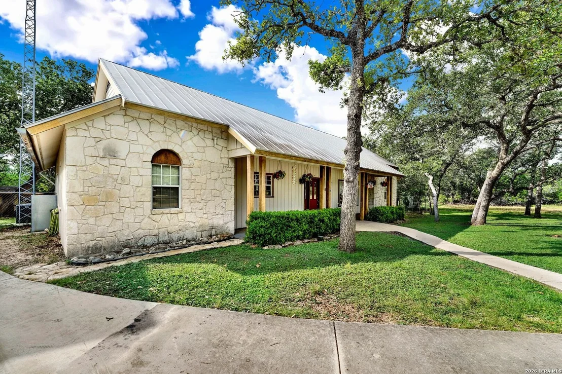 Photo of 181 SETTLERS CIR