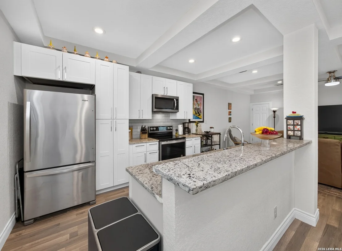 Photo of 547 Belmont
