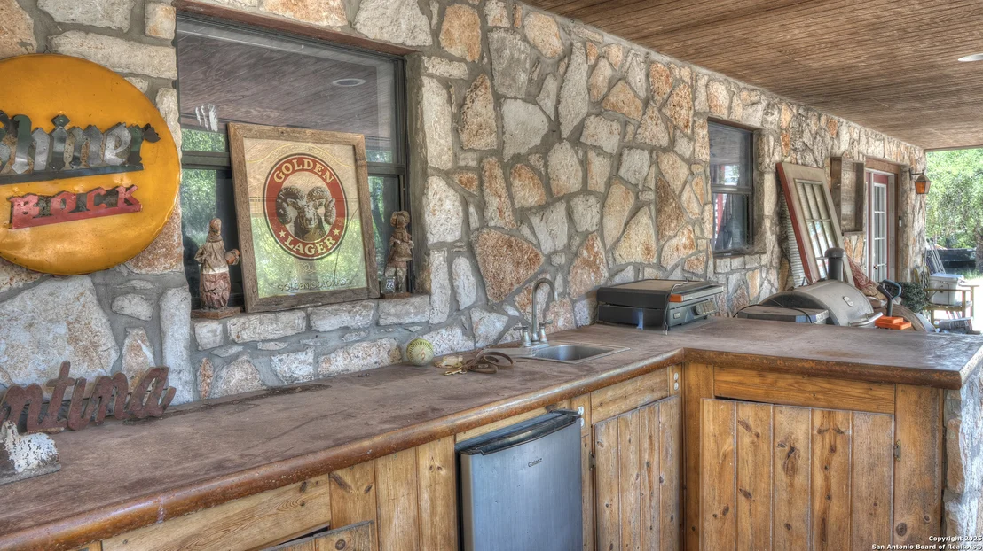 Photo of 121 David Rankin Rd