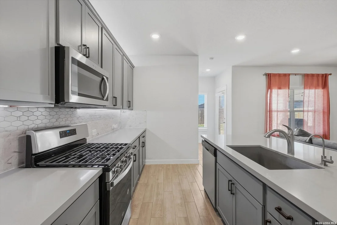Photo of 10776 Rosalina Loop