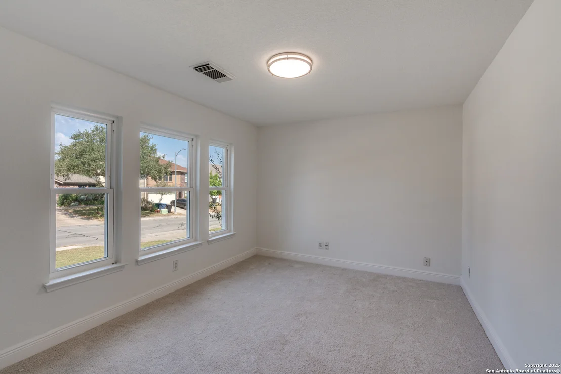 Photo of 6230 Higbee