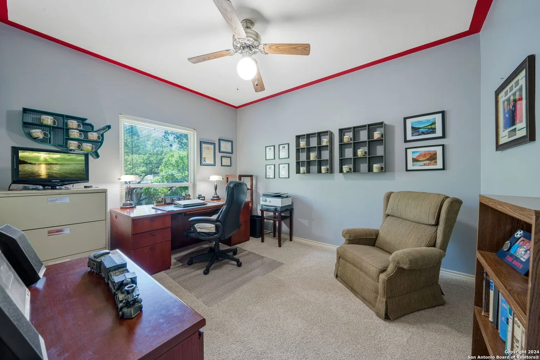 Photo of 2534 RIM OAK
