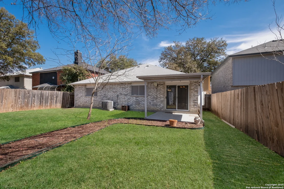 Photo of 9731 Addersley