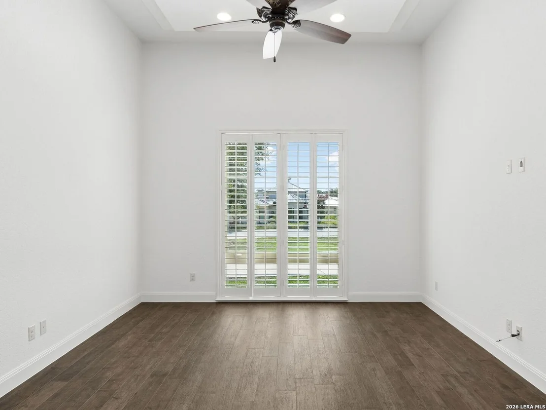 Photo of 202 WELLESLEY LOOP