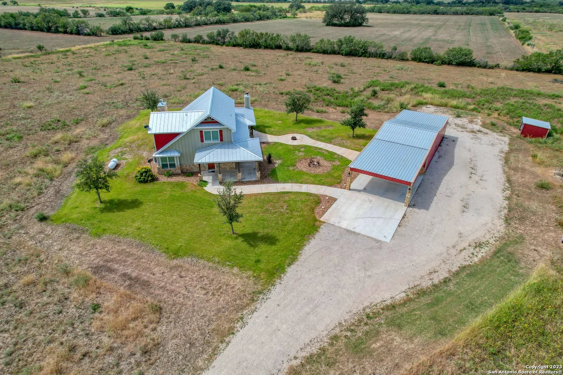 Photo of 2371 N Ranch Road 187