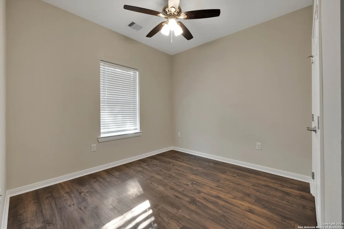 Photo of 507 PRECIOUS DR