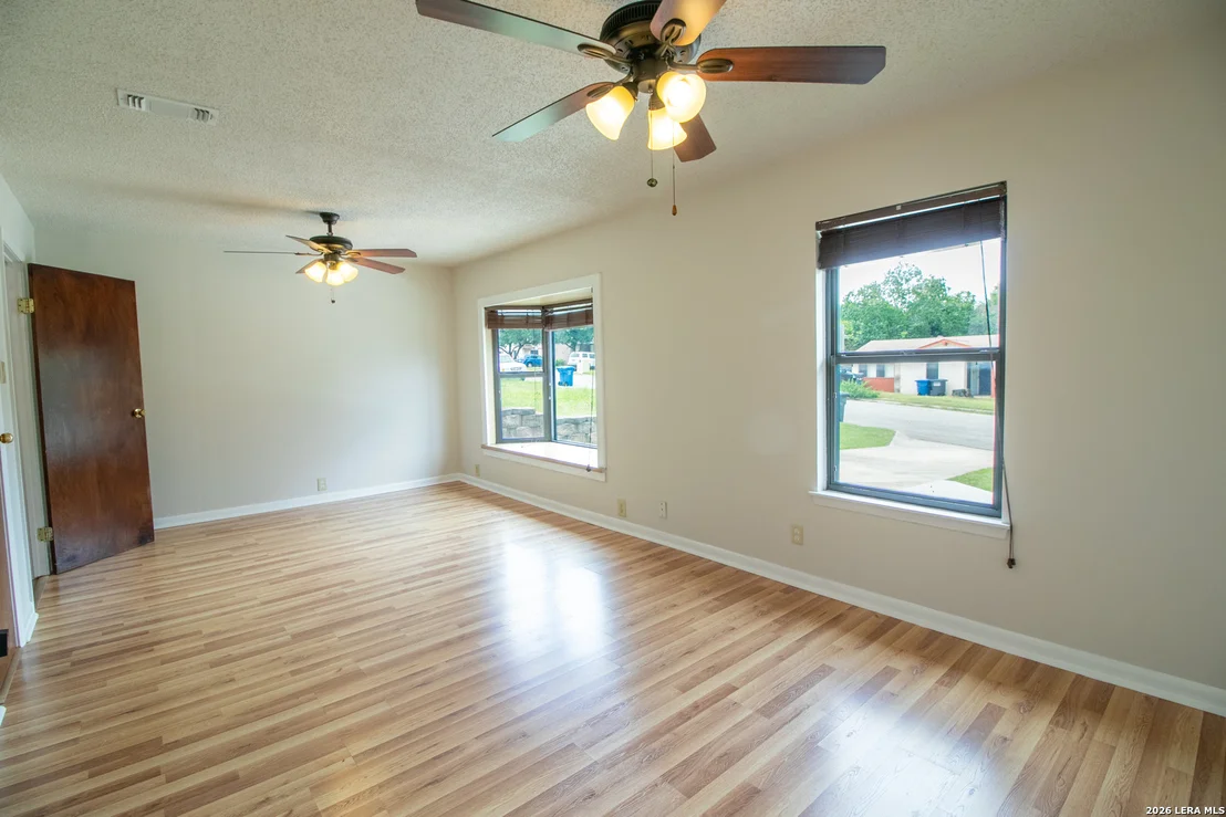 Photo of 4514 CLEAR SPRING DR